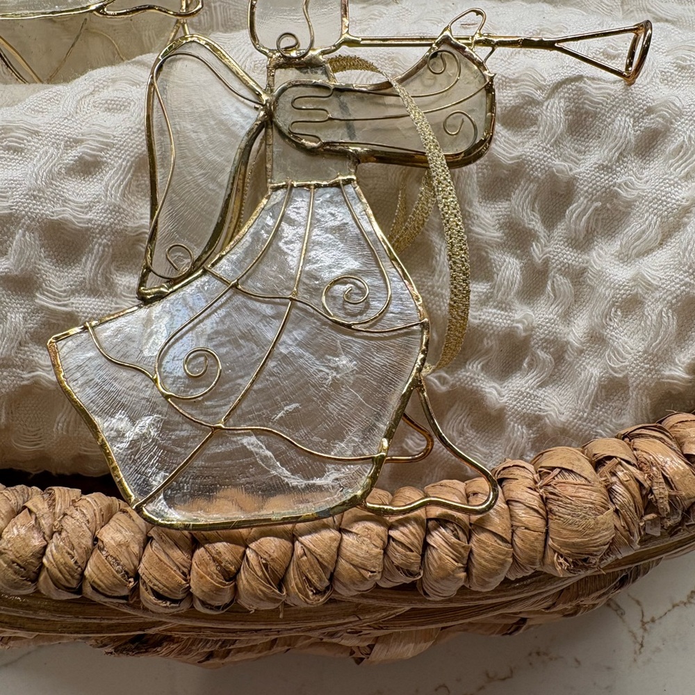 Capiz Shell Angels - Picture 7 of 10